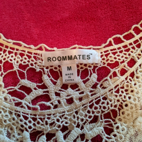 Roommates Lacey Top - Picture 4 of 7